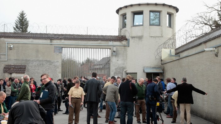 Uli Hoeness To Serve Sentence In Landsberg Prison