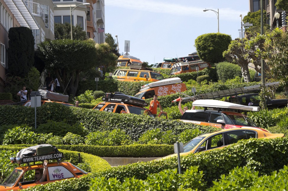 Oranje Trophy 2014 travels through San Francisco's Lombard Street