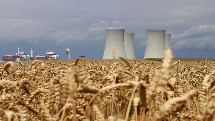 Ausstieg aus der Atomenergie: Die Technologie ist zum unkalkulierbaren Risiko geworden: Ein Kernkraftwerk in Tschechien.