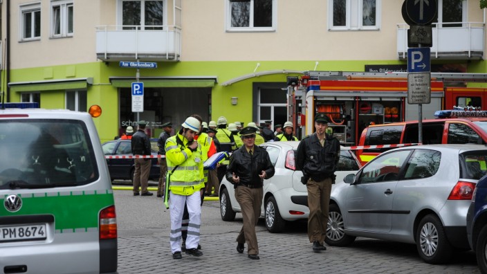Waffenkontrolle in München: Polizeieinsatz am Glockenbach: Ein Mann hat sich erschossen.