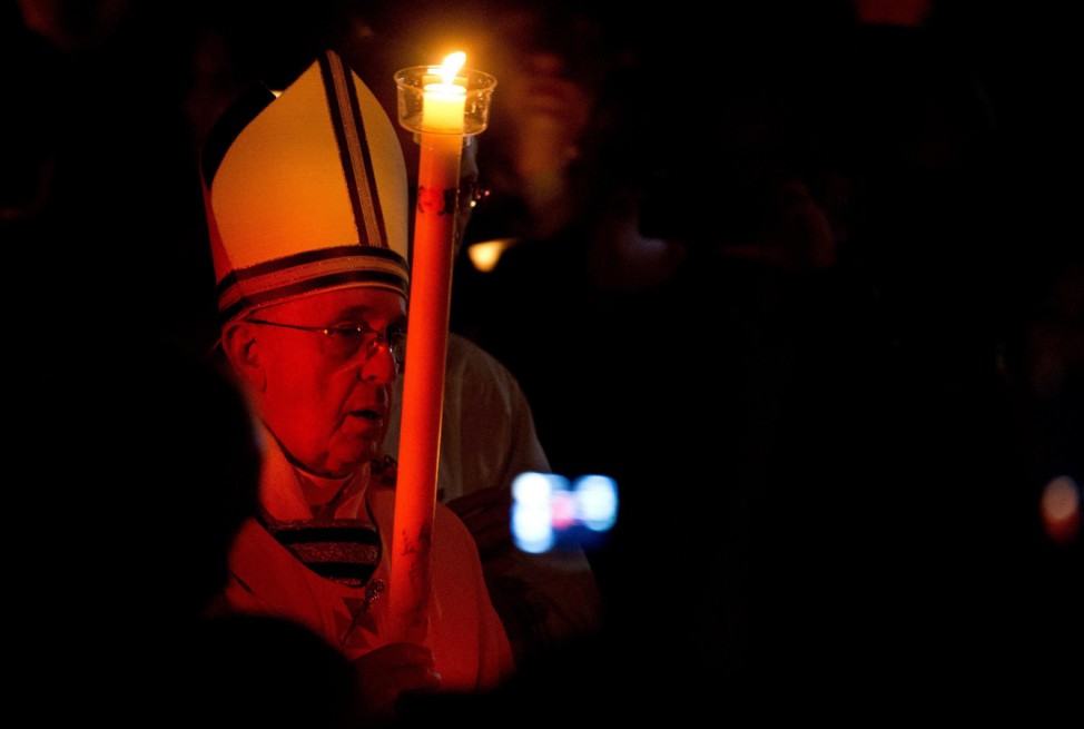 Pope Francis' Easter vigil mass
