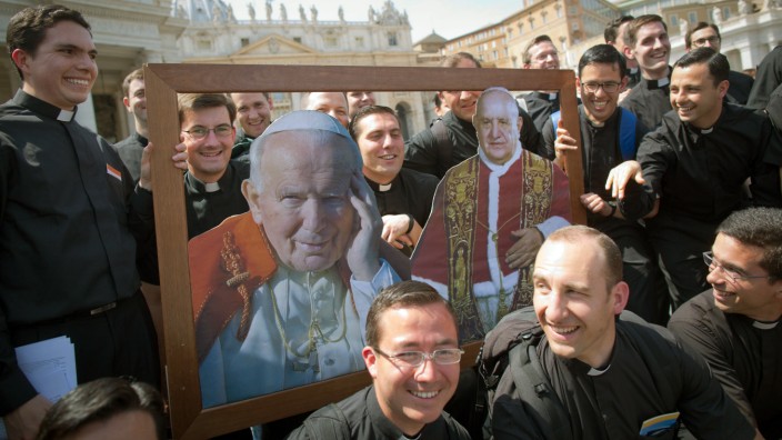 Vatikan, Papst, Heiligsprechung