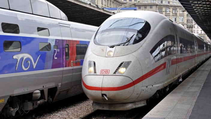 TGV und ICE am Bahnhof Gare de l'Est in Paris