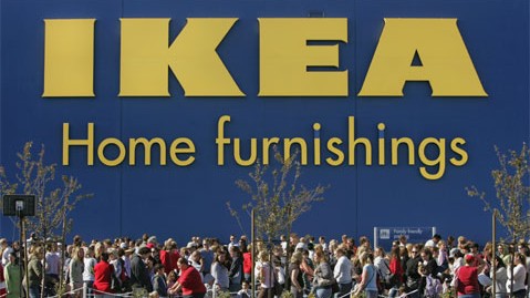 Umweltschutz: Ikea wächst schneller als erwartet. Mit dem Umsatz vergrößerte sich auch der Holzbedarf des Konzerns und der ließ sich offenbar nicht immer umweltgerecht decken.