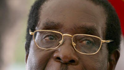 Simbabwe vor der Stichwahl: Ernsthaftes Angebot oder nur ein Winkelzug: Simbawes Staatschef Robert Mugabe.