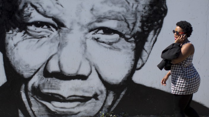 Wahl in Südafrika: Steht für das Ende der Apartheid in Südafrika: Der frühere Präsident Nelson Mandela.