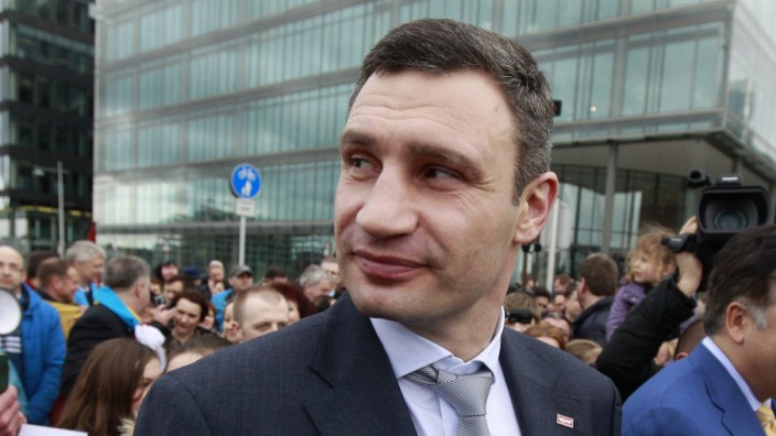 Ukraine's Vitali Klitschko arrives outside the Convention Centre where the European People's Party (EPP) Elections Congress is taking place in Dublin