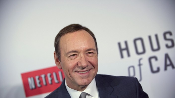 Actor Kevin Spacey arrives at the premiere of Netflix's television series 'House of Cards' at Alice Tully Hall in the Lincoln Center in New York City