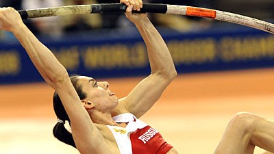 Leichtathletik: Jelena Isinbajewa schreibt bereits auf dem Weg zu Olympia 2008 Geschichte.
