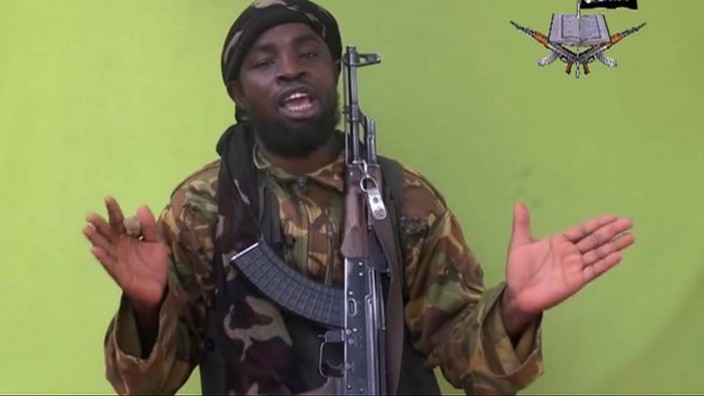 Terror in Nigeria: Das Video-Standbild zeigt Abubakar Shekau, den Anführer der Islamistengruppe Boko Haram, die den Norden und Osten Nigerias mit tödlichen Anschlägen und Entführungen terrorisiert.