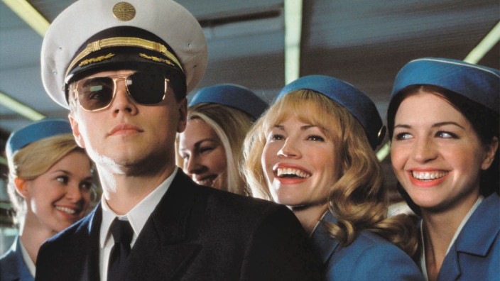 Leonardo DiCaprio in "Catch me if you can", 2003