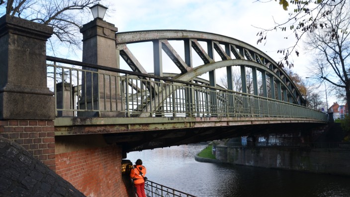 Lübeck Hüxtertorbrücke ADAC-Brückentest 2014