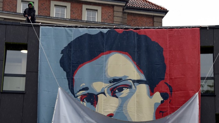 Snowden Plakat an Kieler Kunsthochschule