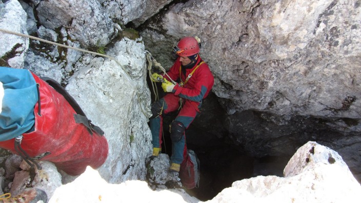 Rettungseinsatz für Höhlenforscher