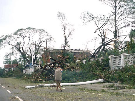 Schwere Verwüstungen durch Zyklon in Birma; AFP