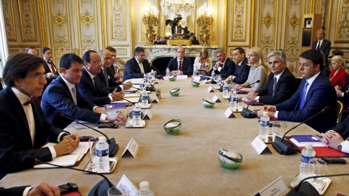 Treffen der führenden Sozialisten und Sozialdemokraten in Paris