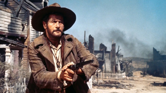 Western-Legende: Eli Wallach als Tuco in einer Szene des Italo-Westerns "Zwei glorreiche Halunken" von 1966.