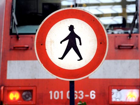 Deutsche Bahn spricht deutsch und will weniger Anglizismen verwenden