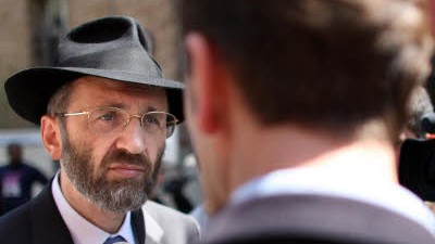 Überfall auf einen Juden in Paris: "Ich sage wahrscheinlich, sicher bin ich nicht": Gilles Bernheim, künftiger Großrabbiner von Paris.