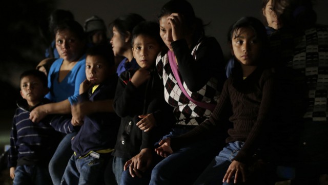 Amerikas Kinderimmigranten: Die US-Grenzpolizei erwartet, dass die Zahl der Kinder, die unbegleitet über die Grenze zu Mexiko ins Land kommen, dieses Jahr auf 90 000 wächst.