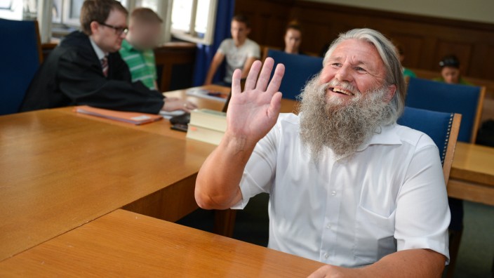 Prozess gegen Sekten-Guru aus Lonnerstadt