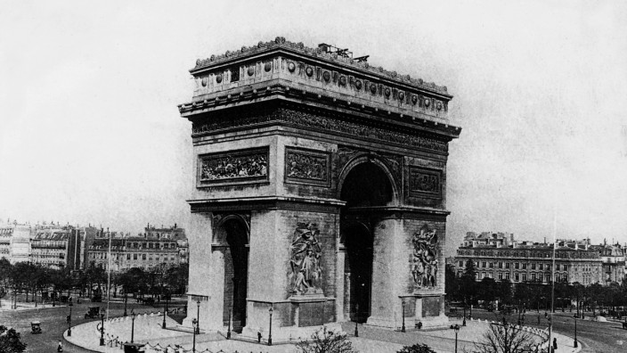 Arc de Triomphe de l'Étoile, 1914