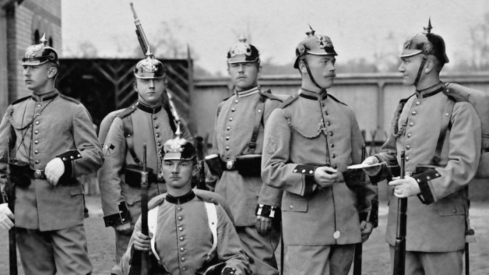 Feldgraue Uniformen deutscher Soldaten, 1910