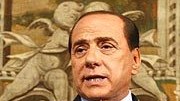 Italien: Silvio Berlusconi, Italiens früherer und künftiger Regierungschef auf der Pressekonferenz.