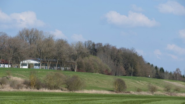 Geplantes Gewerbegebiete: Nahe dem Betonwerk Demmel plant die Gemeinde Bruck das umstrittene Gewerbegebiet Taglaching.