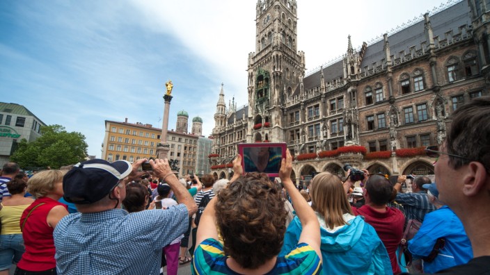 Rathaus: Das Münchner Rathaus mit seinem Glockenspiel gehört zu den beliebtesten Fotomotiven der Stadt.