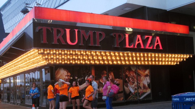 Streit um heruntergekommene Hotels: Das Trump Plaza in Atlantic City hat seine besten Zeiten hinter sich.