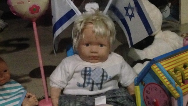 Puppe in Tel Aviv