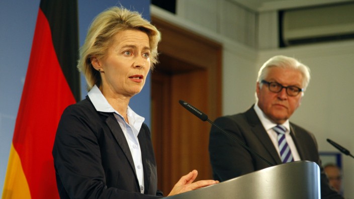 Kampf gegen die IS-Terrormiliz: Verteidigungsministerin Ursula von der Leyen und Außenminister Frank-Walter Steinmeier wollen Waffenlieferungen in den Irak.