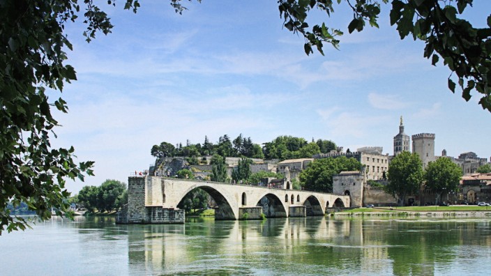 l'île de la Barthelasse de la ville d'Avignon
