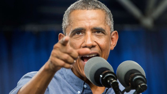Obama says US military to help Ebola effort