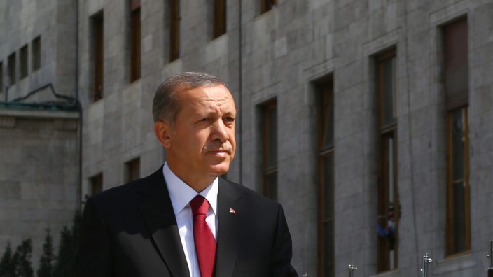 Erdogan sworn in as president of Turkey