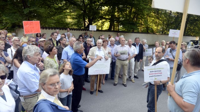 Gartenstädte in München: Im Juli gingen gut 100 Harlachinger auf die Straße und demonstrierten gegen die immer stärkere Bebauung und die Veränderung ihres Viertels.
