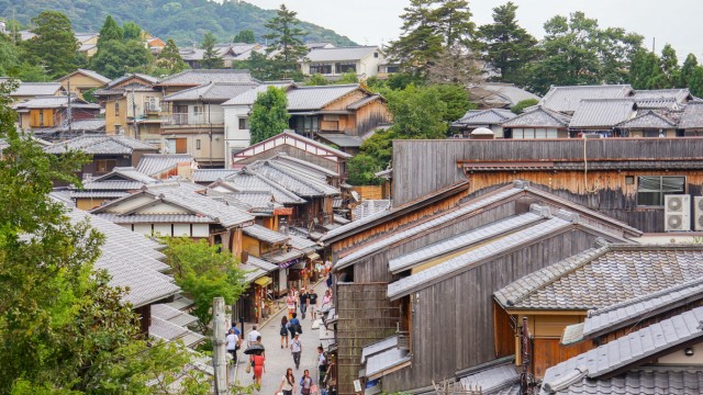 Futurismus und Kontemplation ? Auf Zeitreise in Tokio und Kyoto