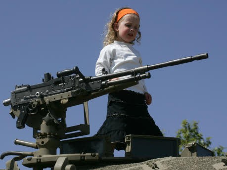 Mädchen Panzer Siedlung Westjordanland, AFP