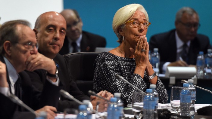 G20-Treffen in Australien: Die Chefin des Internationalen Währungsfonds, Christine Lagarde (re.), sagt: "Jeder muss mehr tun, nicht nur Europa."