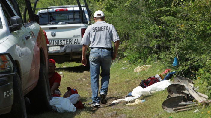Mexican authorities find mass grave on outskirts of Iguala, where