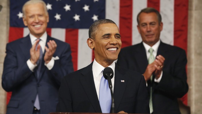 Kongresswahlen in USA: Die Partei von Barack Obama (Mitte) hält sich nur an die "Spielregeln", sagt sie. Auch die Republikaner von John Boehner (rechts) verlassen sich auf die Unterstützung einzelner Milliardäre.
