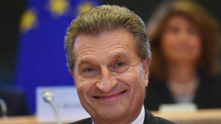 Interview des künftigen EU-Digitalkommissars: Jeden Tag im Netz: Günther Oettinger