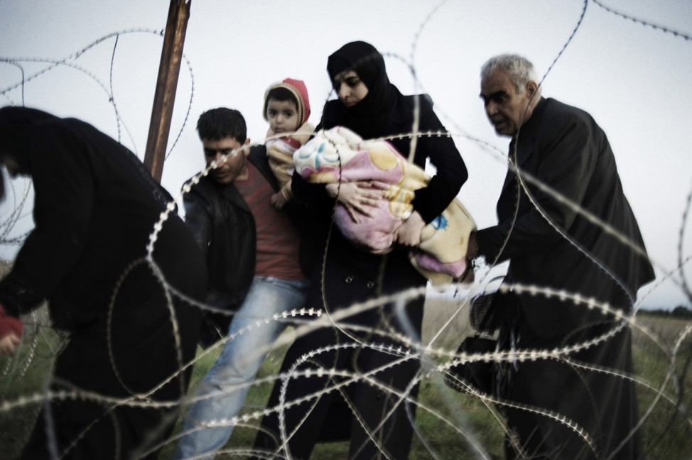 Syria - Refugees Trying to Flee to Turkey; We the Children/Türkei, Syrien