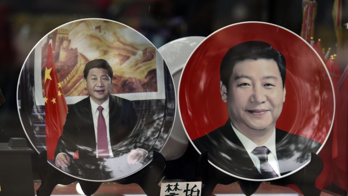 China und die Kommunistische Partei: Staatschef Xi Jinping in einem Pekinger Schaufenster.