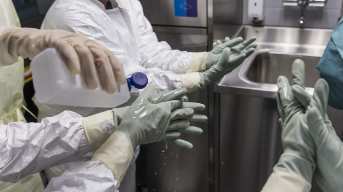 Ebola handling procedures in Switzerland