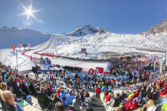 Mit Halligalli in den Winter: Die Ski-Openings 2014