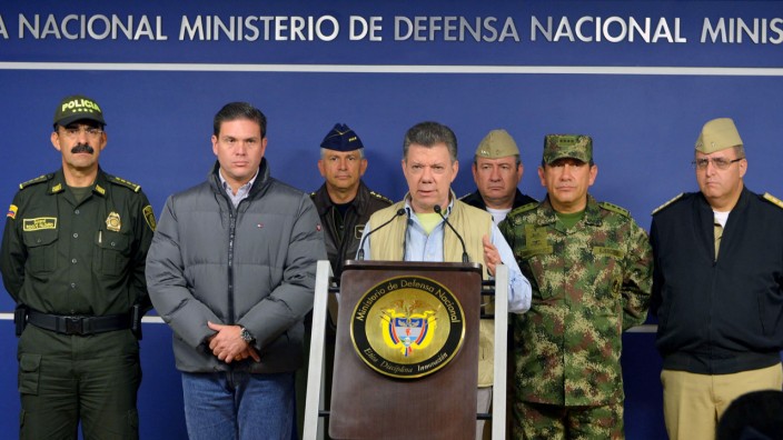 Colombia's President Juan Manuel Santos speaks during a news conference in Bogota