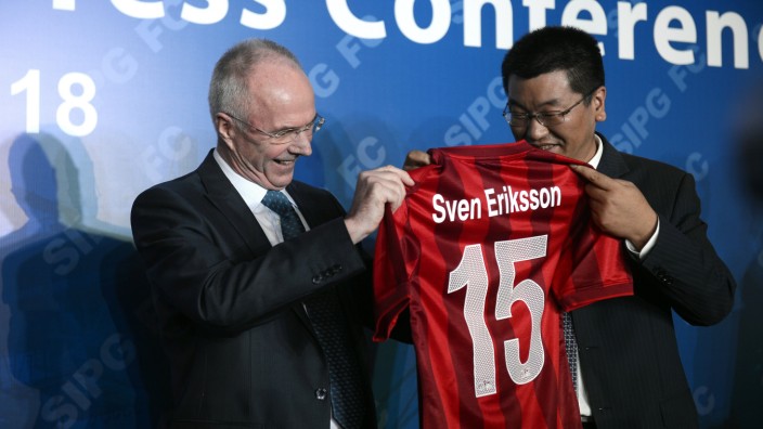 Fußball in China: Weltenbummler: Sven-Göran Eriksson wird als neuer Trainer des chinesischen Klubs FC Shanghai Dongya vorgestellt.