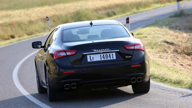 Maserati Ghibli Diesel im Test und in der Heckansicht